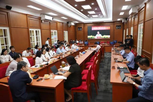 TPHCM: Ngày đầu vận hành thử mô hình chính quyền 2 cấp tại 102 phường, xã ảnh 4