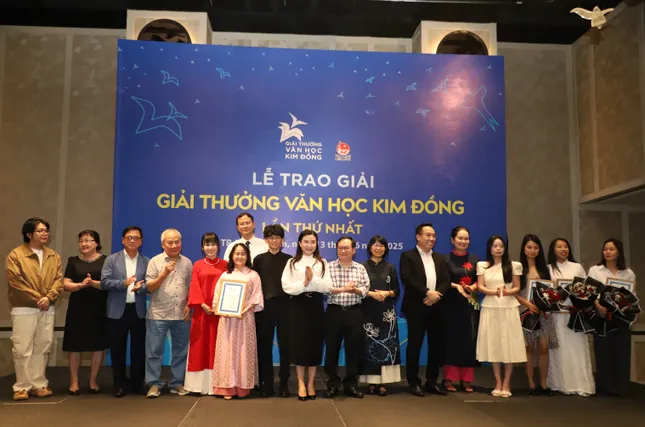 Chàng trai An Giang nhận thưởng 100 triệu đồng với tác phẩm viết cho thiếu nhi ảnh 6