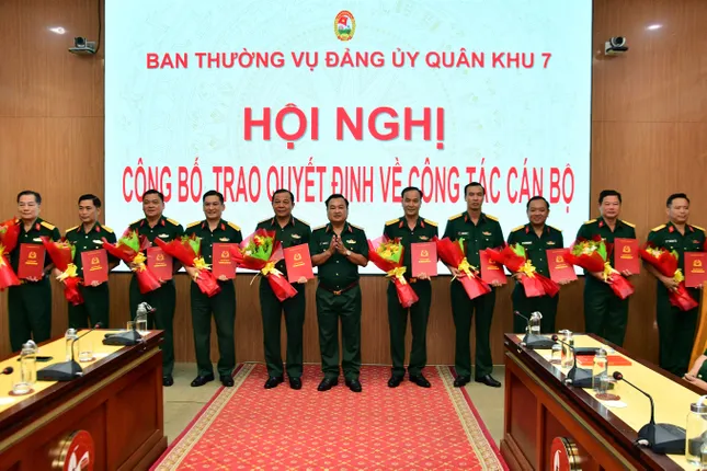 Quân khu 7 bổ nhiệm nhiều nhân sự chủ chốt ảnh 1