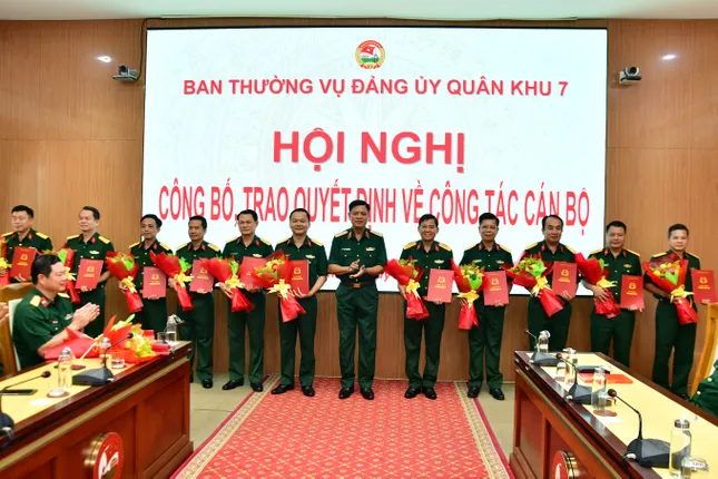 Quân khu 7 bổ nhiệm nhiều nhân sự chủ chốt ảnh 2