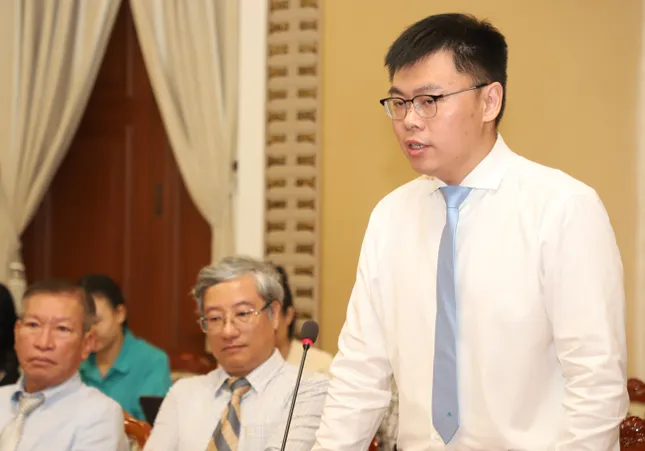 Viện trưởng Viện Nghiên cứu phát triển TPHCM nhận thêm nhiệm vụ ảnh 1