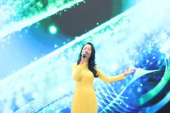 Đội ngũ người làm báo TPHCM thi tài ca hát ngợi ca tình yêu quê hương, đất nước, nghề nghiệp ảnh 7
