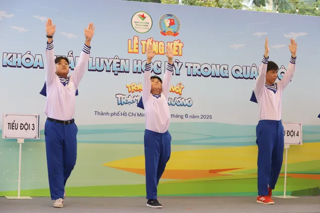 Trưởng thành sau 1 tuần vào quân ngũ ảnh 5