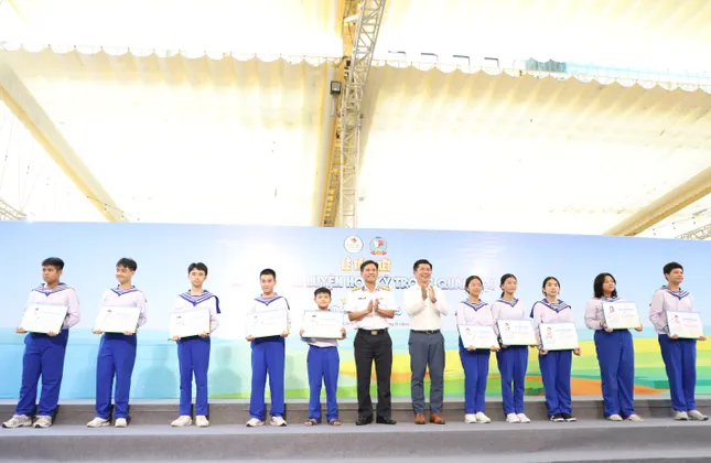 Trưởng thành sau 1 tuần vào quân ngũ ảnh 10