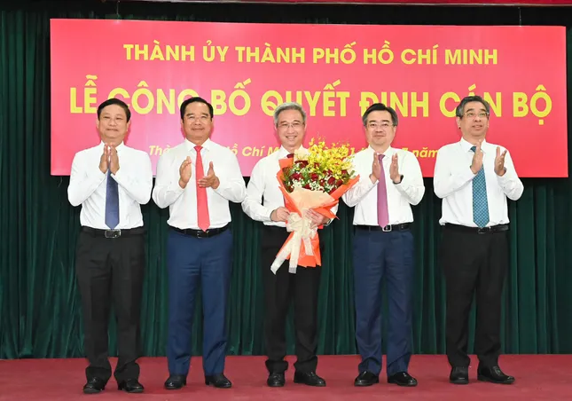 Ông Đặng Minh Thông được chuẩn y làm Phó Bí thư Thành ủy TPHCM ảnh 1