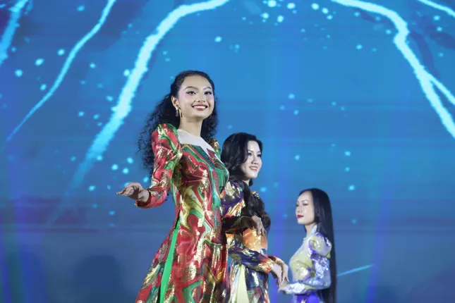 Tìm ra tân hoa khôi, nam vương Trường đại học Tôn Đức Thắng ảnh 17