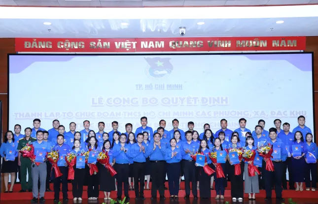 Ra mắt lãnh đạo Thành Đoàn TPHCM mới cùng 168 Bí thư đoàn cấp xã ảnh 1