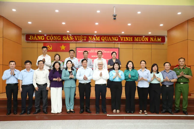 'Đừng bằng lòng với chính sách, đừng lạnh lùng với người dân' ảnh 3
