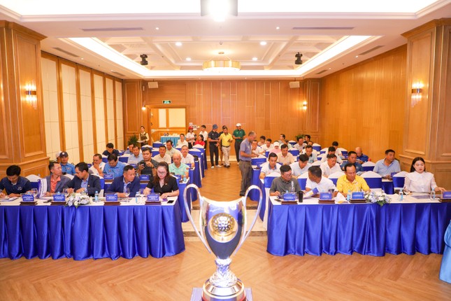 Khởi tranh giải Vô địch các CLB Golf - Tranh cúp Tân Sơn Nhất ảnh 2