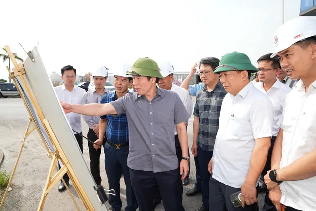 Cắm mốc hướng tuyến đường sắt Lào Cai - Hà Nội - Hải Phòng ảnh 2