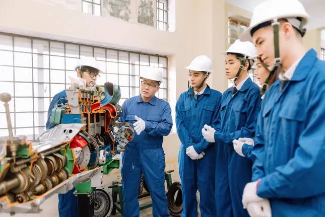 Thuyền viên Việt Nam khẳng định vị thế trong lĩnh vực hàng hải toàn cầu ảnh 5
