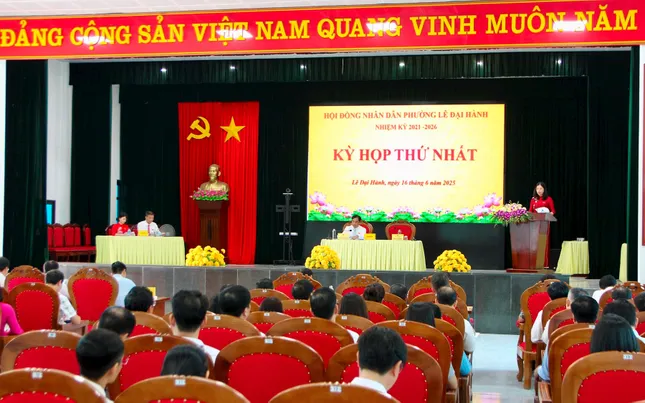 Chủ tịch tỉnh Hải Dương chỉ đạo sau buổi vận hành thử nghiệm phường mới ảnh 1