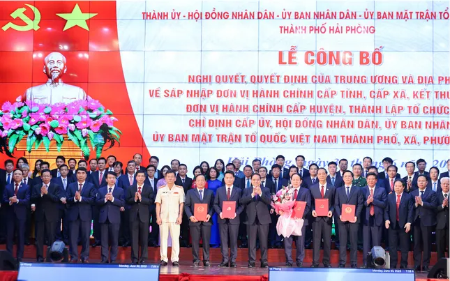 Thủ tướng tặng 12 chữ vàng cho Đảng bộ thành phố Hải Phòng ảnh 3