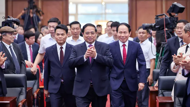 Công bố nhân sự lãnh đạo các tỉnh, thành mới sau sáp nhập ảnh 6