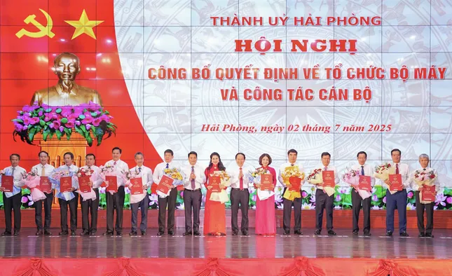 Thành phố Hải Phòng: Bổ nhiệm các vị trí cán bộ chủ chốt sau hợp nhất ảnh 4