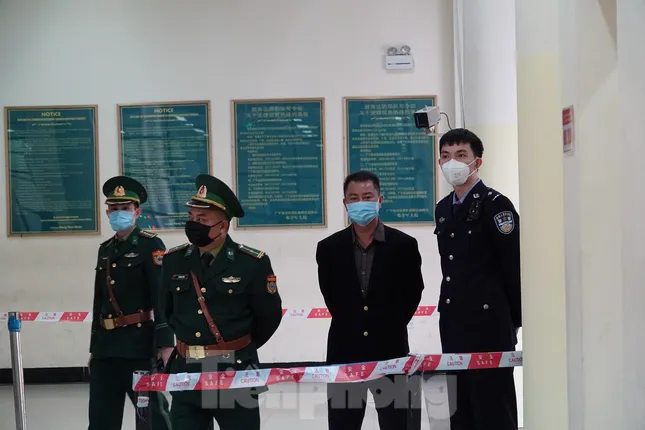 Bảy tỉnh tiếp giáp Trung Quốc sẵn sàng ứng phó với dịch nCoV ảnh 7