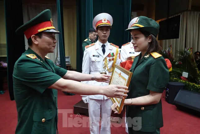 Tuyên dương đoàn viên, hội viên điển hình giai đoạn 2015-2020 ảnh 6