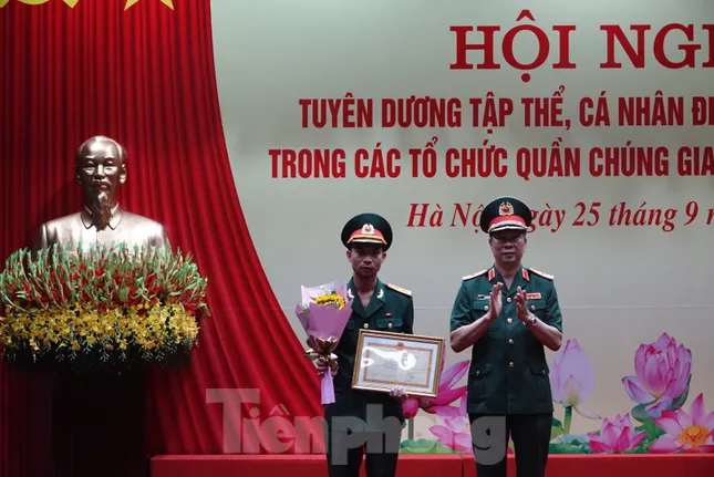 Tuyên dương đoàn viên, hội viên điển hình giai đoạn 2015-2020 ảnh 1