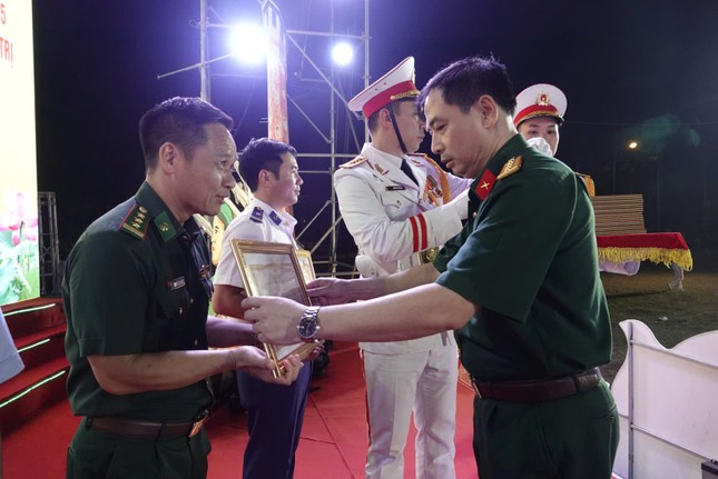 Tuổi trẻ Quân đội viết tiếp bản hùng ca toàn thắng ảnh 15