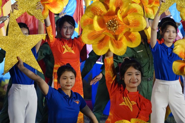 Tuổi trẻ Quân đội viết tiếp bản hùng ca toàn thắng ảnh 17