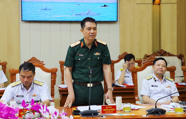 Thiếu tướng Nguyễn An Phong tiếp nhận chức vụ Chính ủy Hải quân ảnh 4