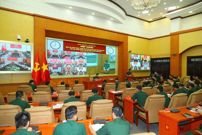 Bộ Quốc phòng dự kiến triển khai thêm 37 dịch vụ công trực tuyến ảnh 1