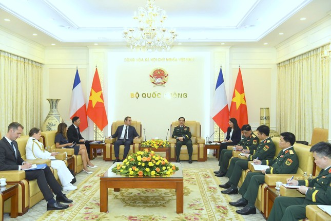 Đại tướng Phan Văn Giang: Hợp tác quốc phòng Việt - Pháp còn nhiều tiềm năng ảnh 4