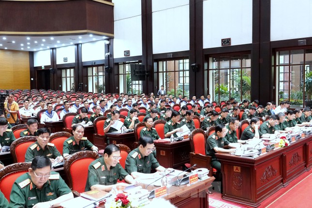 Quân đội đóng góp hơn 415 nghìn ý kiến góp ý sửa đổi, bổ sung Hiến pháp ảnh 2
