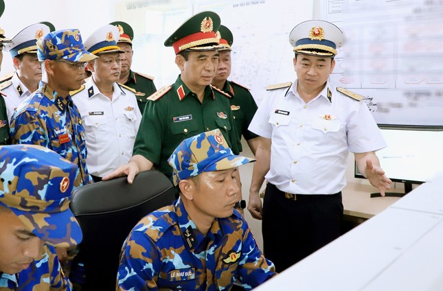 Quân chủng Hải quân thực hiện hiệu quả Chỉ thị của Bộ Chính trị ảnh 6