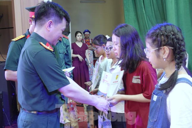Học viện Quân y tôn vinh 131 học sinh xuất sắc tiêu biểu ảnh 8