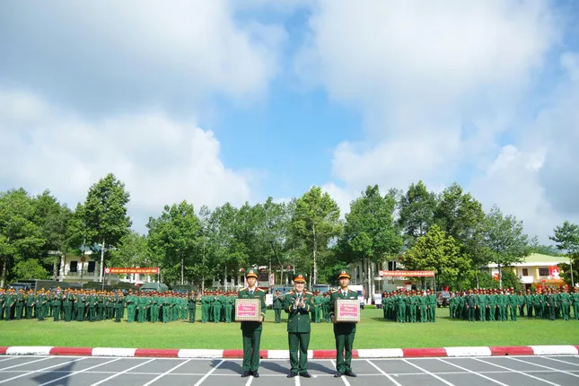 Chiến sĩ Công binh, Hóa học tuyên thệ sẵn sàng chiến đấu dưới Quân kỳ Quyết thắng ảnh 8