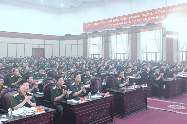 Thiếu tướng Nguyễn Bá Hùng: Uốn nắn những tư tưởng, biểu hiện lệch lạc ảnh 5
