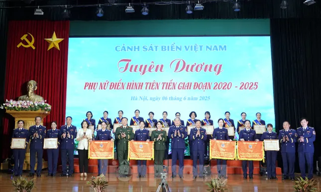 Nhiều 'bóng hồng' Cảnh sát biển lập thành tích xuất sắc ảnh 11