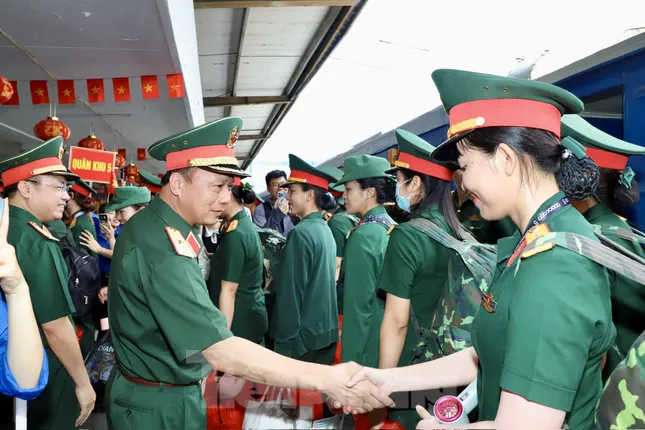Lực lượng diễu binh A80 của Quân đội luyện tập và hợp luyện tại 5 địa điểm ảnh 6