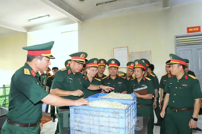 Lực lượng diễu binh A80 của Quân đội luyện tập và hợp luyện tại 5 địa điểm ảnh 4
