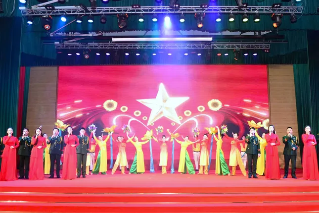 Người lính bảo vệ Thủ đô vượt khó, tiên phong ảnh 7