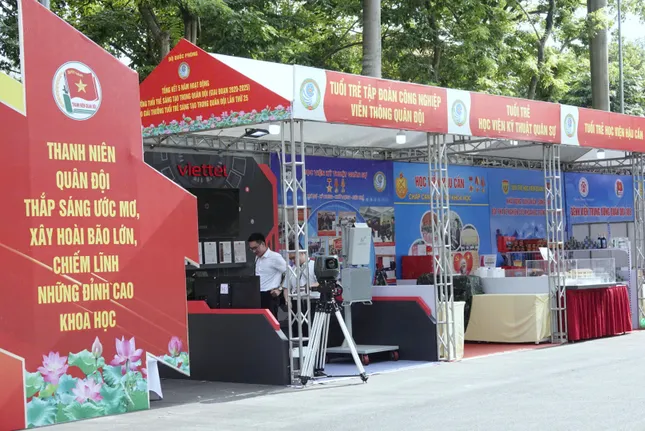 Thủ tướng và Bộ Quốc phòng khen thưởng hơn 500 tập thể, cá nhân trong Quân đội ảnh 8