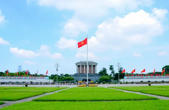 Mở rộng Quảng trường Ba Đình và đường Hùng Vương- Ảnh 1. Mở rộng Quảng trường Ba Đình và đường Hùng Vương- Ảnh 1.