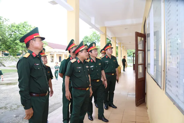 Đảm bảo sức khỏe bộ đội và vũ khí trang bị cho nhiệm vụ A80 ảnh 6