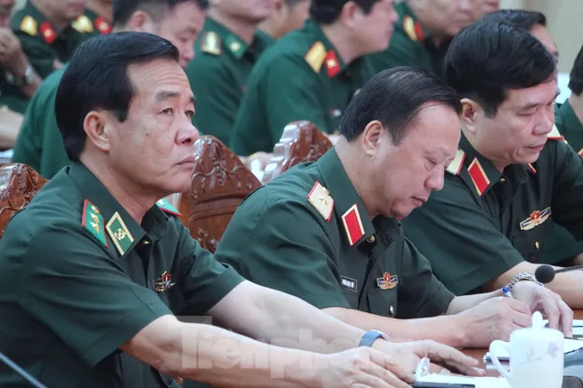 Bàn giao 30 Ban Chỉ huy Bộ đội Biên phòng về Bộ Chỉ huy quân sự cấp tỉnh ảnh 2