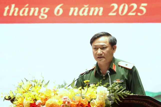 Bàn giao 30 Ban Chỉ huy Bộ đội Biên phòng về Bộ Chỉ huy quân sự cấp tỉnh ảnh 6