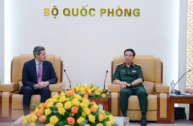 Sẵn sàng tiếp nhận quân nhân Italy sang Việt Nam học tại hai học viện quân sự ảnh 1