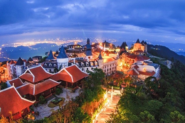 Tiệc tùng trên đỉnh Bà Nà, trải nghiệm đáng thử dịp 30/4 ảnh 4