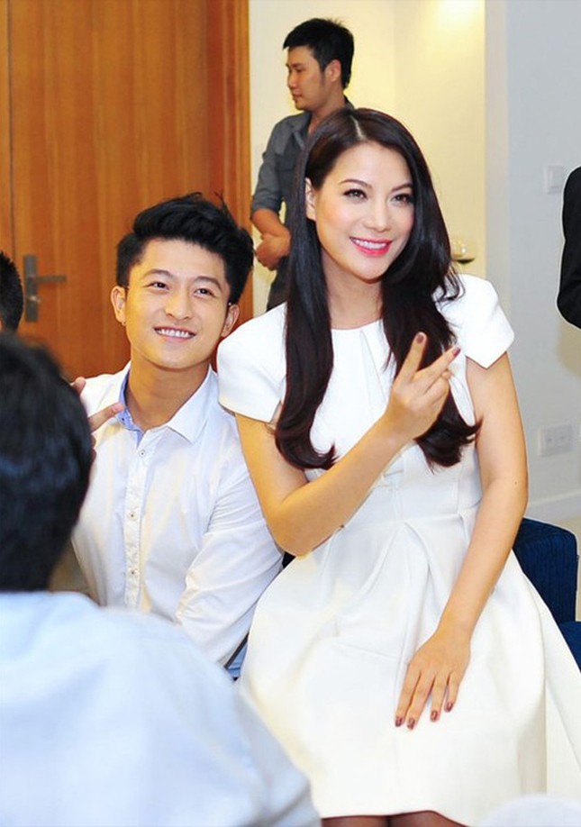 Gu thời trang táo bạo của Trương Ngọc Ánh sau ly hôn ảnh 8