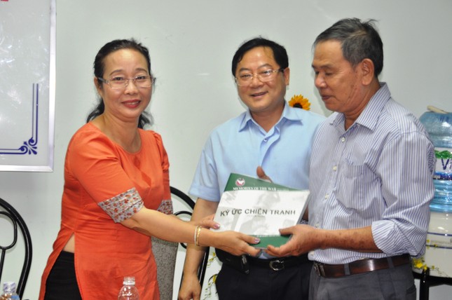 Hội ngộ một trong 'Hai người lính' ở TP.HCM: Thông điệp của yêu thương ảnh 3