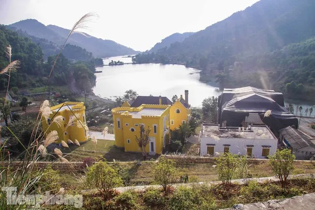 Biệt thự tàn phá rừng Sóc Sơn bất động, nhồi cao ốc 18 tầng sẽ thành 'điểm nóng' ảnh 1