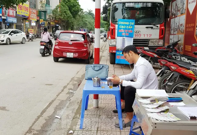Cận cảnh chung cư xây sắp xong chưa nghiệm thu móng, mở bán rầm rộ ảnh 3