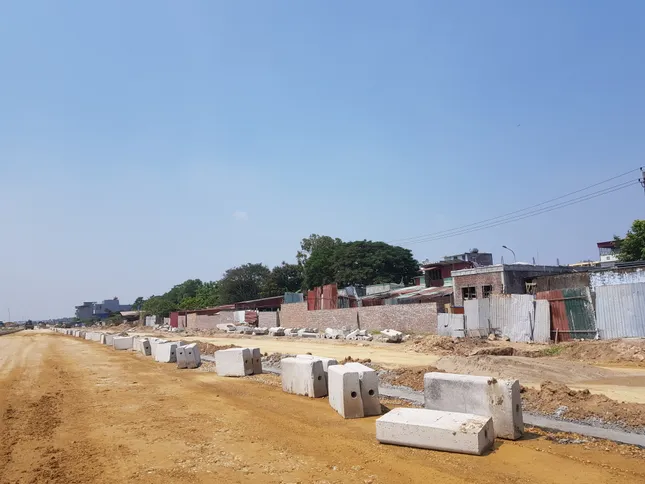 Chậm làm sổ đỏ cho dân, chủ đầu tư sẽ bị phạt tiền tỷ ảnh 2