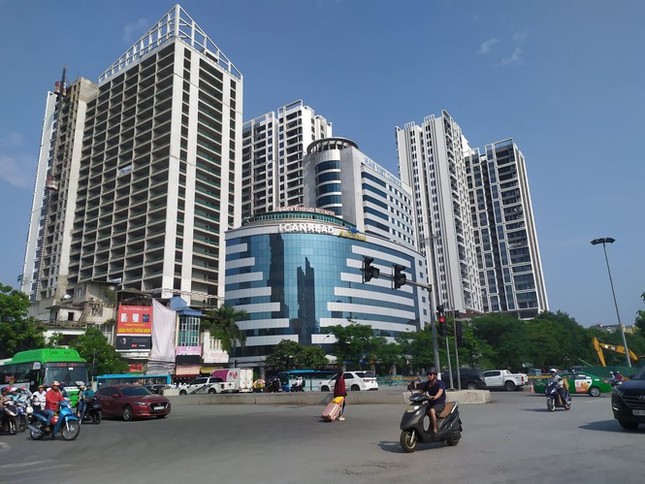 Rủi ro mua nhà chưa nghiệm thu, lộ bất thường giao đất dự án 125ha ảnh 1