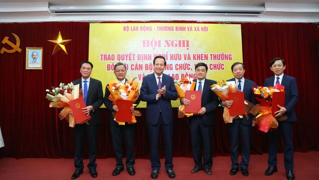 Bộ trưởng Đào Ngọc Dung: 'Lần chia tay này sẽ đi vào lịch sử' ảnh 2